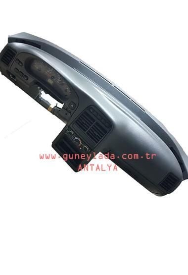 TORPİDO-ON GÖĞÜS KMP. YM. GÖSTERGE SAATLİ 51 Lada Vega