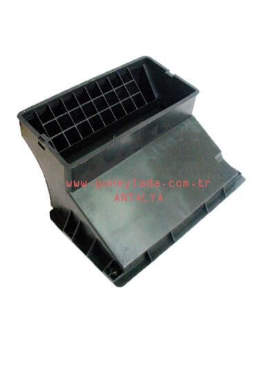 KALORİFER SİSTEMİ ÜST KAPAĞI+IZGARALI KMP. 49 Lada Niva