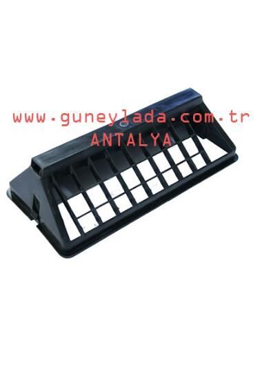 KALORİFER-SİSTEMİ ÜST KAPAĞI IZGARASI 49 Lada Niva