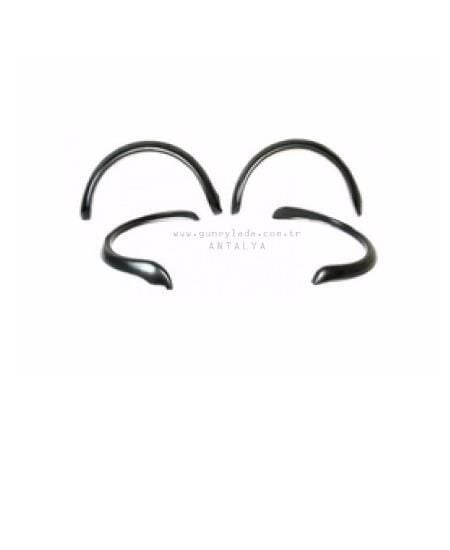 KAPORTA-ÇAMURLUK AĞZI BAKALİTİ DODİK SETİ TKM. 49 Lada Niva