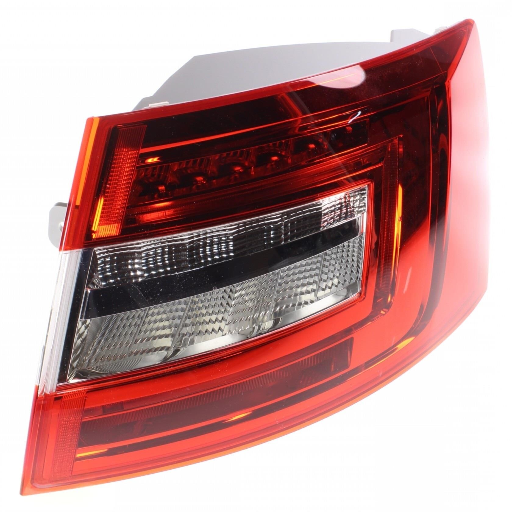 STOP LAMBASI R-SAĞ LEDLİ [Skoda Octavia 18-21] 5E5945112B