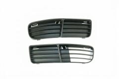 Volkswagen Polo - Tampon Izgarası Sağ 95-99 - 6N0853666B