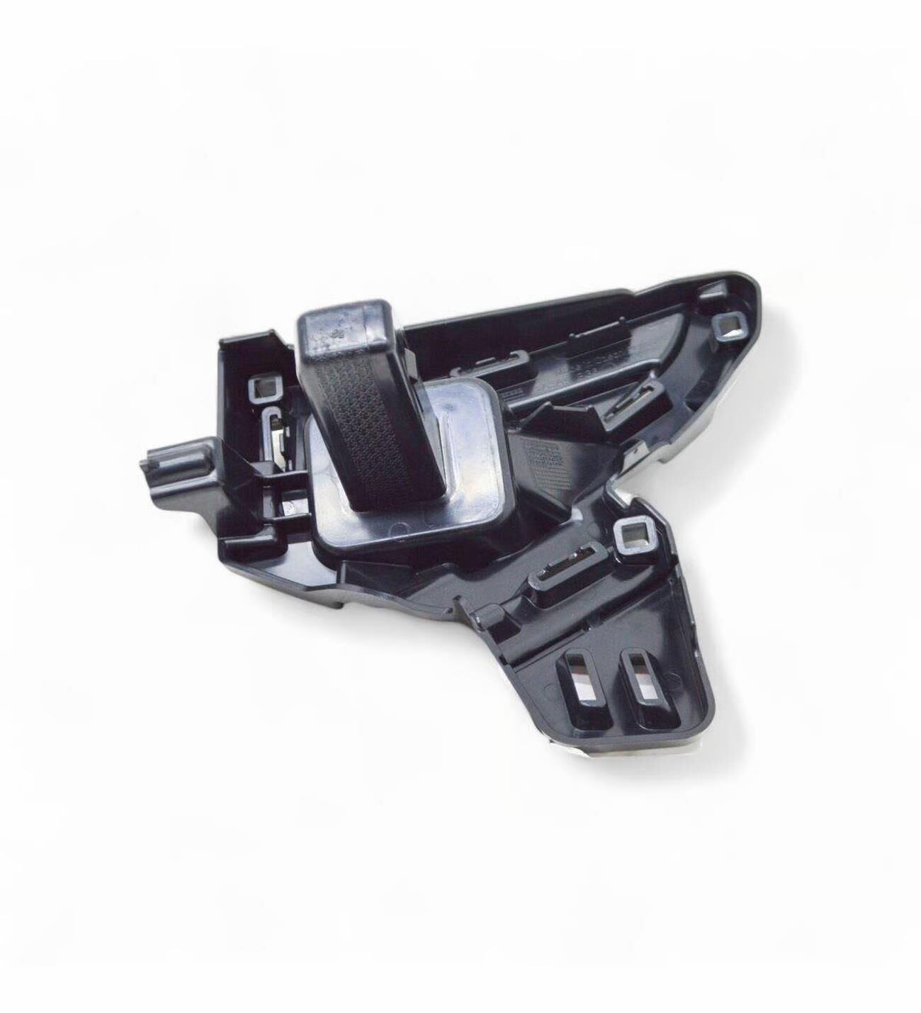 TAMPON BAĞLANTI BRAKETİ L-Sol [Skoda Scala,Kamiq] 657807723