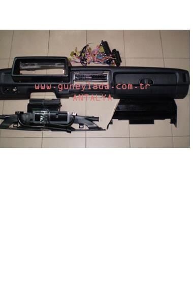 TORPİDO GÖSTERGE VE TESİSATLI KMP. 49 Lada Niva