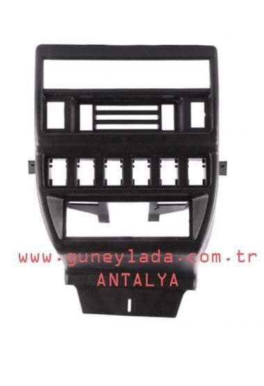 TORPİDO-TEYP KONSOLU YM. 49 Lada Niva