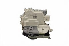 Audi A1 - Kapı Kilit Mekanizması Ön Sağ 11-18 - [Audi A3; Audi A4; Audi A5; Audi Q5] - 8X1837016