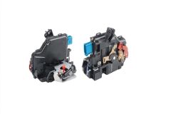 Audi A8 - Kapı Kilit Mekanizması Ön Sağ 04-08 - 4E1837016