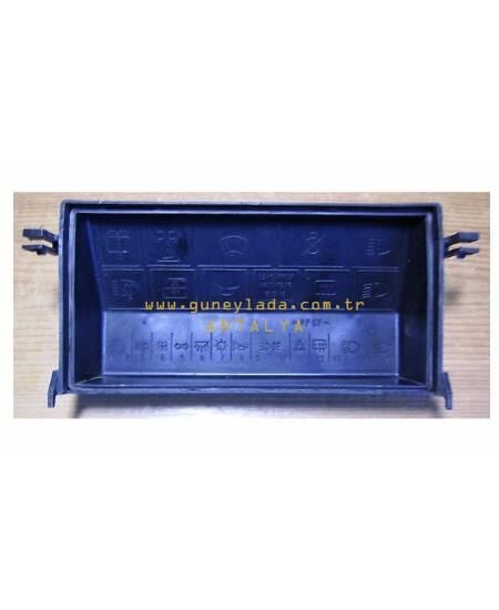 ELEK-SİGORTA KUTUSU ÜST KAPAĞI 48 Lada Samara