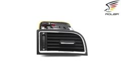 TORPİDO ÖN GÖĞÜS HAVALANDIRMA IZGARASI  R-SAĞ [Skoda SuperB 2008-2014]