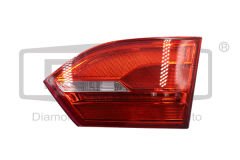 Volkswagen Jetta - Stop Lambası İç Sağ - 11-15 - 5C6945094