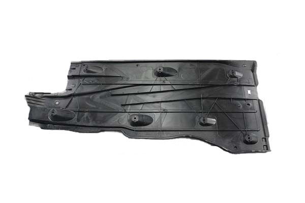 Audi A3 - Taban Kaplaması Alt Sağ - [Volkswagen Golf; Skoda Karoq; Seat Leon; Seat Ateca; Volkswagen T-roc] - 5Q0825202L