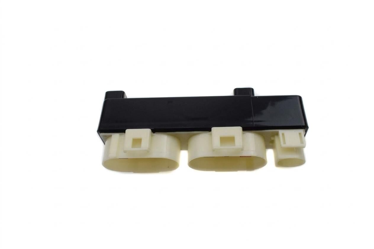Volkswagen Transporter T4 - Fan Kontrol Ünitesi (Klimalı Tip) - 91-03 - 701919506A